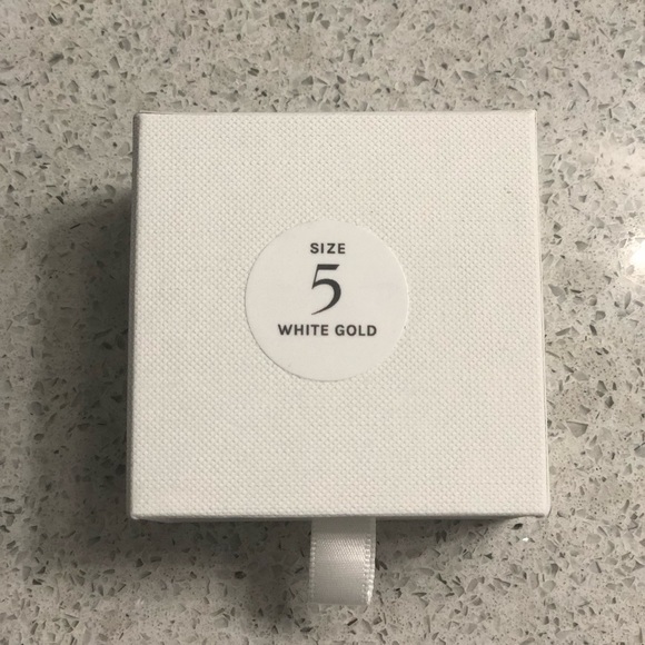 Jillian's Mini-Heart Diamond Ring - Picture 2 of 2